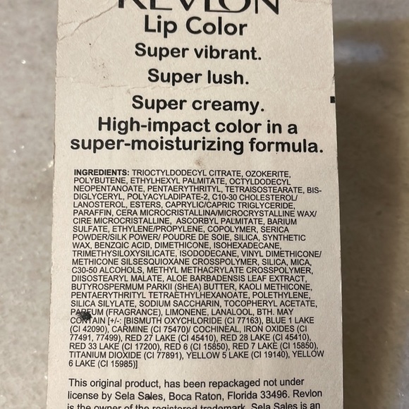 Revlon lip color creamy Ruby Red lipstick moisturizing matte 006 makeup New - Picture 4 of 6